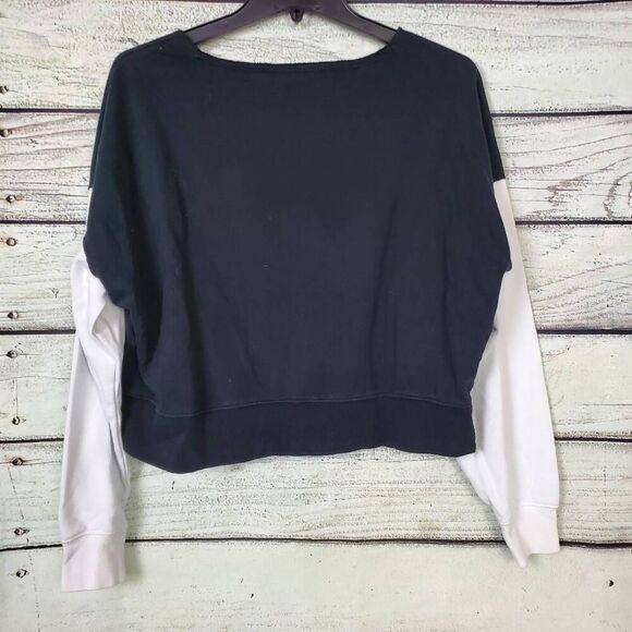 Champion Women’s Cropped Sweatshirt Size S Black White Colorblock Logo Pullover - Picture 4 of 6